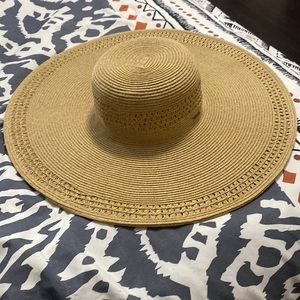 NWT sun hat
